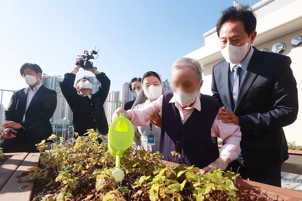Thành phố Seoul công bố đối sách về xã hội siêu già