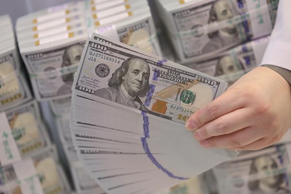 Dự trữ ngoại hối Hàn Quốc tháng 4 giảm gần 5 tỷ USD